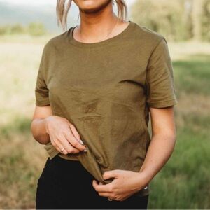 NWT Nui Organics Womens Everyday Tee Fir